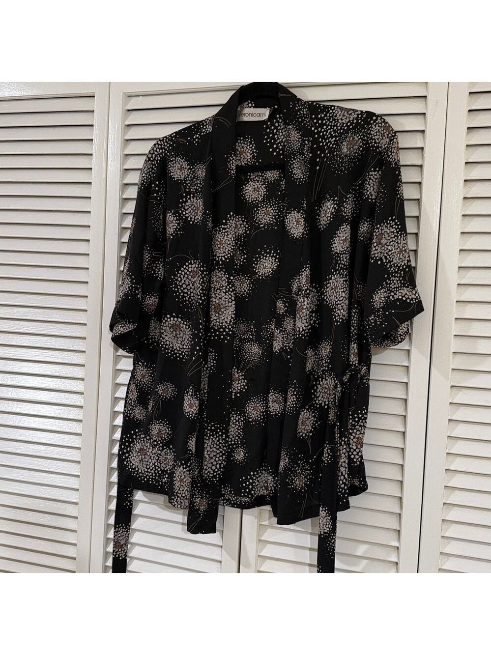 Veronica M Vintage Lightweight Floral Blouse Women’s Top Size L — image 8 of 8